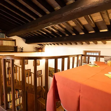Holiday home Book And Bed Orvieto