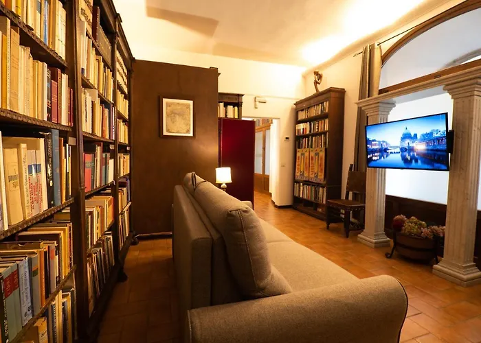 Book And Bed Orvieto